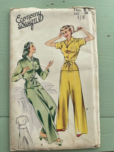 Vintage 1940s sewing - vintage,