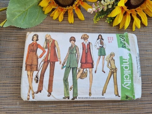 Simplicity sewing pattern - simplicity,
