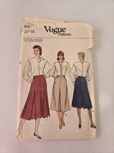 Vintage vogue 8742 ladies - vintage,