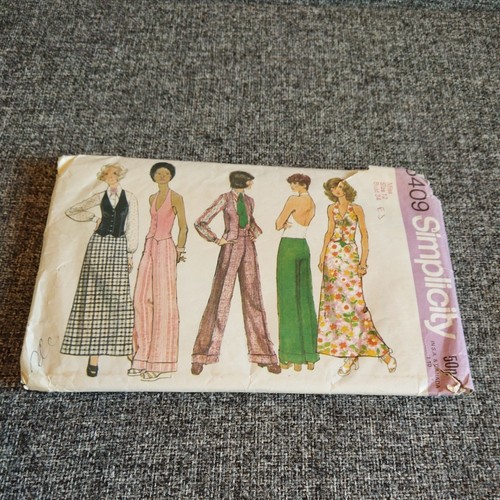 Vintage 1970s simplicity - 1970s,